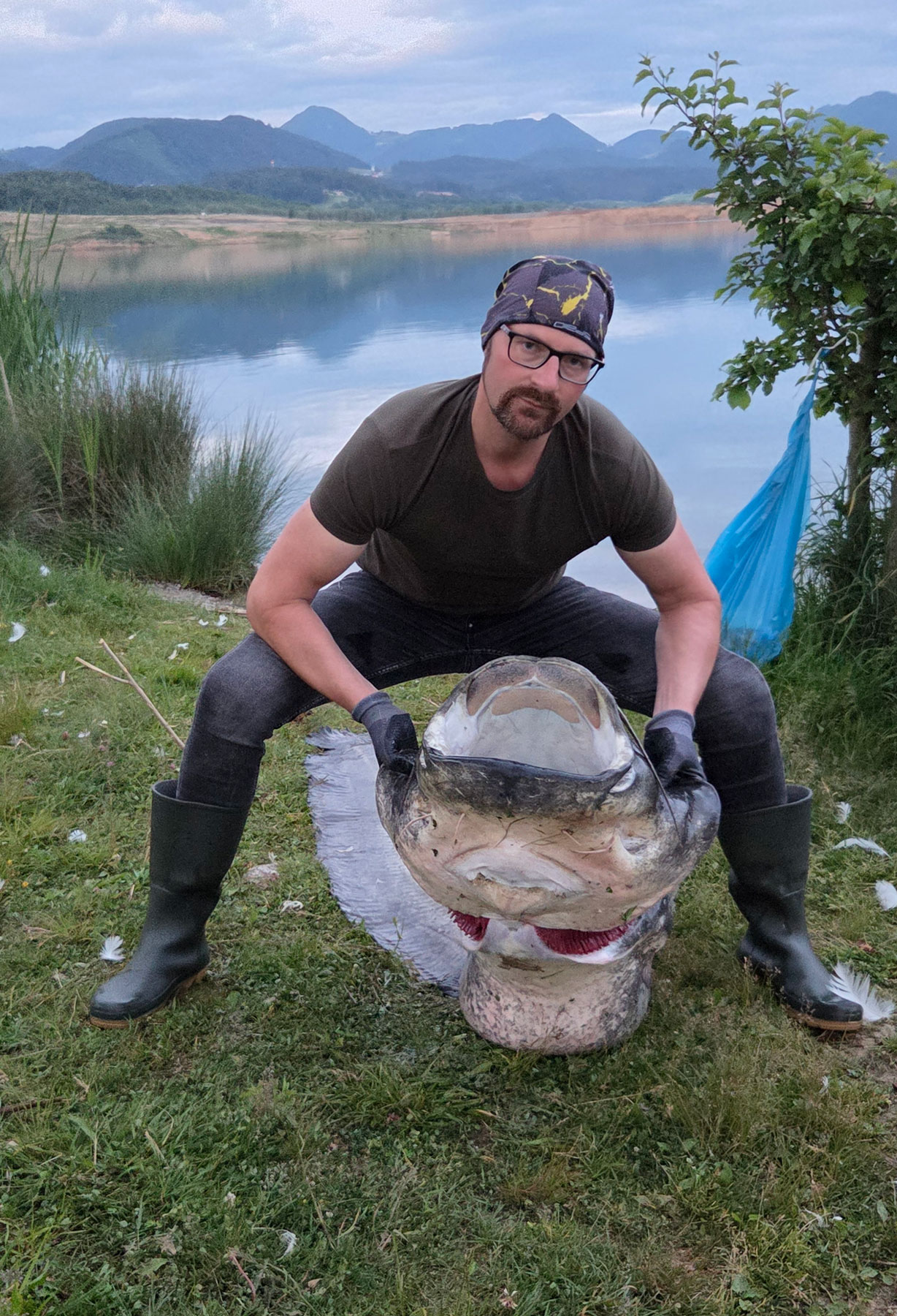 Read more about the article Som 258cm & Bojan